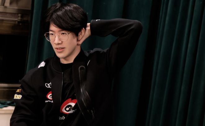 直播吧专访AL：五连败之后训练加倍；希望能拿下TES进冒泡赛