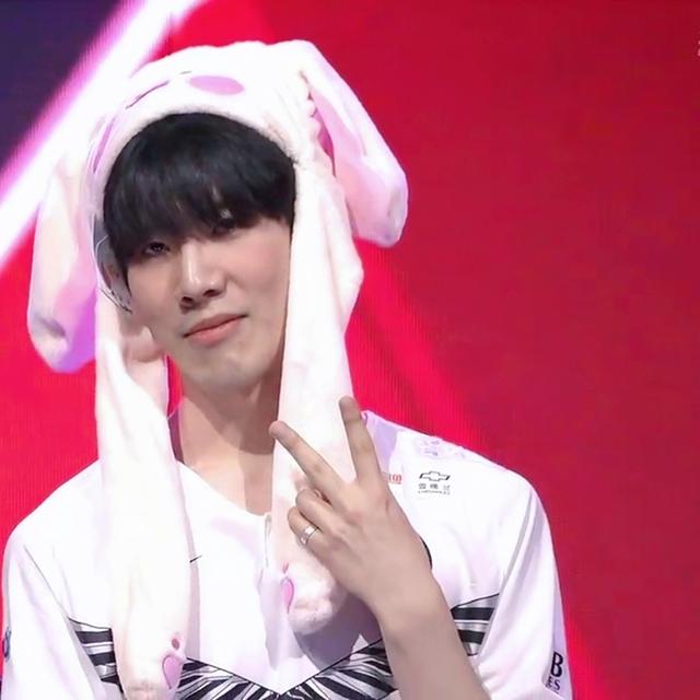 NAVI将面对 BBL Esports ， Fnatic 将迎战 FUT Esports ，在VCT 2025：EMEA第一阶段季后赛中